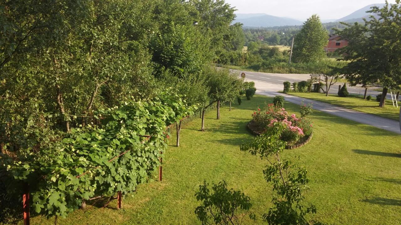 Guesthouse Sebalj Rakovica Eksteriør bilde